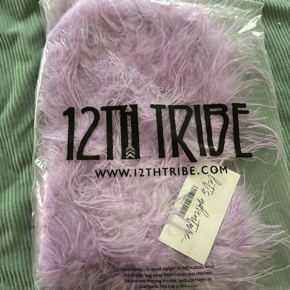 12th Tribe Chanel Faux Feather Top - PURPLE - Picture 2 of 4